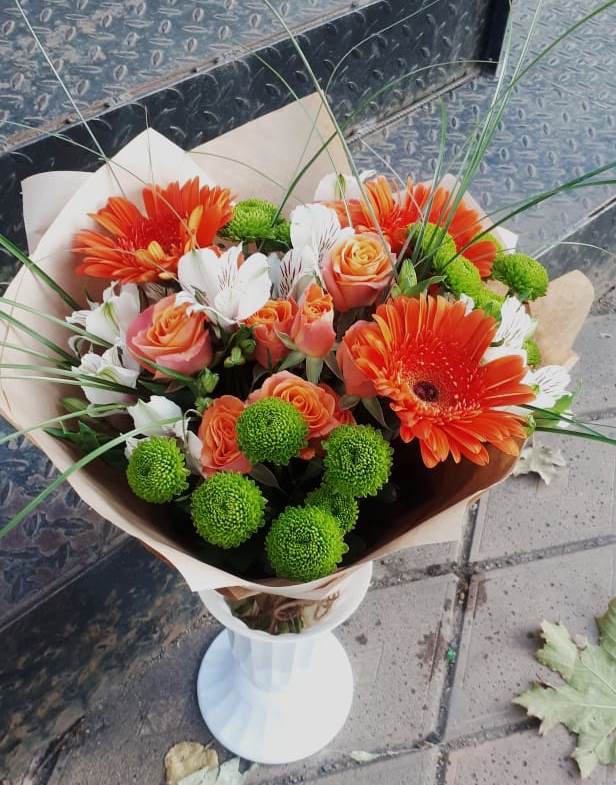 Букет цветов из: Герберы, Хризантемы, Альстромерии и Розы в Котельниче