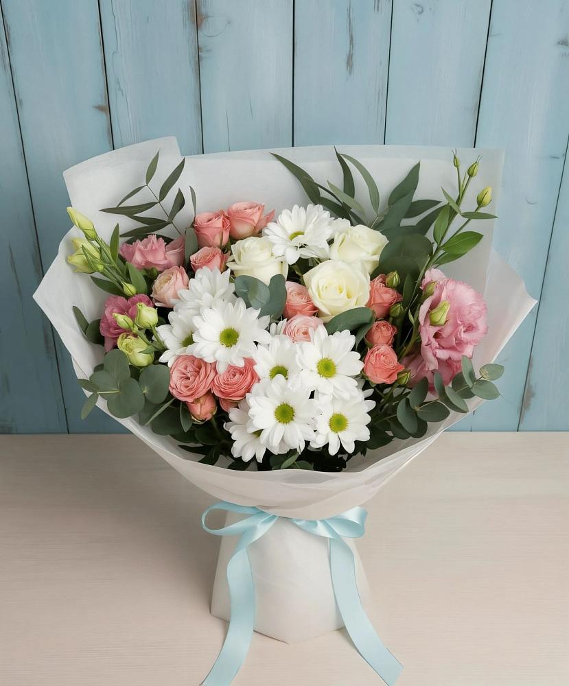 Букет цветов из: Розы, Лизиантусы и Хризантемы в Котельниче