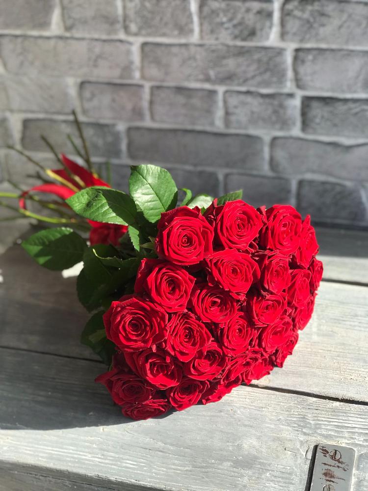 Букет Красные розы Фридом в Котельниче