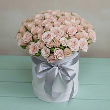 Цветочная композиция из Розы в шляпной коробке в Котельниче