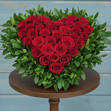 Цветочная композиция из Розы в виде сердца в Котельниче