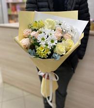 Букет цветов из:  Альстромерии, Розы и Хризантемы в Котельниче