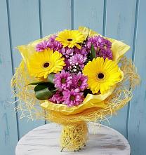 Букет цветов из:  Хризантемы и Герберы в Котельниче