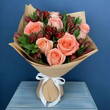 Букет цветов из:  Розы и Альстромерии в Котельниче
