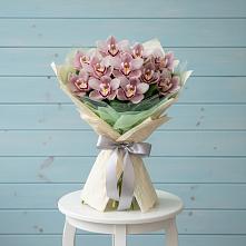 Букет цветов из:  Орхидеи и Розы в Котельниче