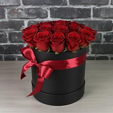 Цветочная композиция из Розы в шляпной коробке в Котельниче