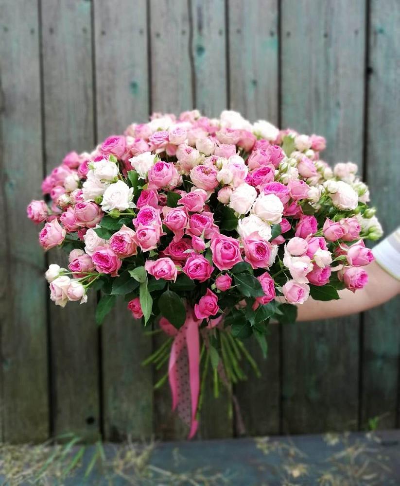 Букет Розовые кустовые розы Натали и Лав Лидия в Котельниче