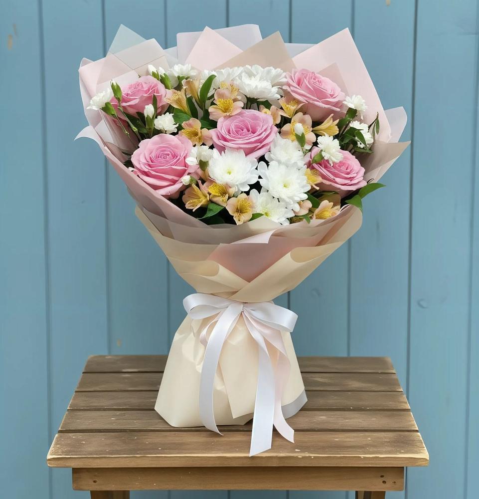 Букет цветов из: Гвоздики, Орхидеи и Розы в Котельниче