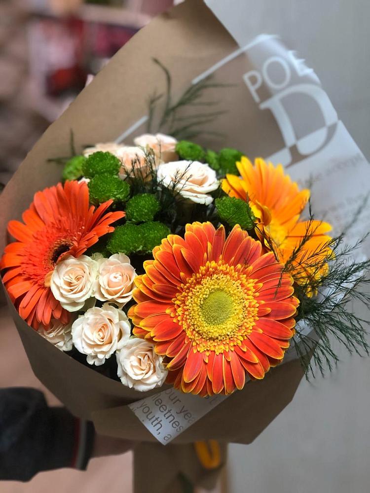 Букет цветов из: Герберы, Хризантемы и Розы в Котельниче