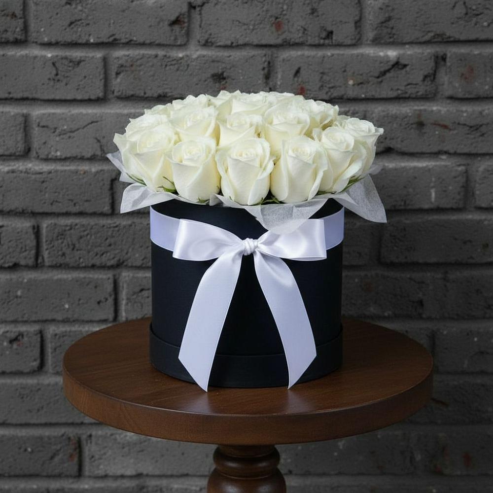 Цветочная композиция из Розы в шляпной коробке в Котельниче