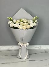 Букет цветов из:  Розы и Лизиантусы в Котельниче